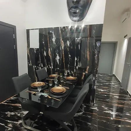 Monar Exclusive Center Free Parking In Garage Апартаменты *