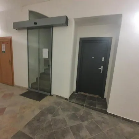 Monar Exclusive Center Free Parking In Garage *