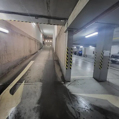 Monar Exclusive Center Free Parking In Garage Apartment Kosice