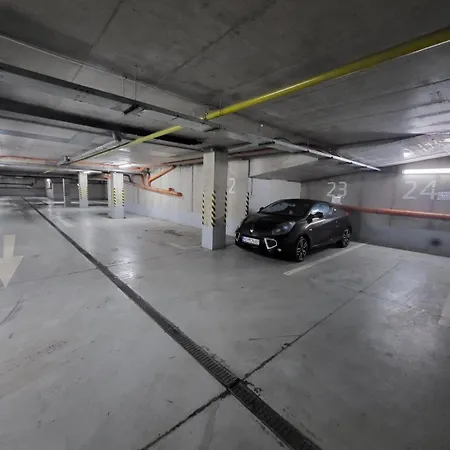 Monar Exclusive Center Free Parking In Garage *