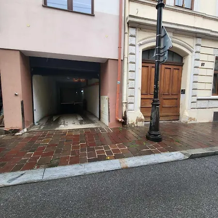 Monar Exclusive Center Free Parking In Garage Appartamento