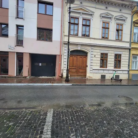 Monar Exclusive Center Free Parking In Garage Košice