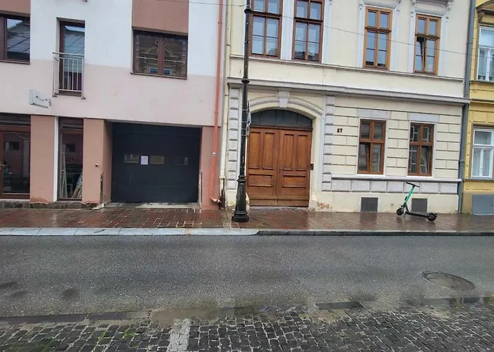 Monar Exclusive Center Free Parking In Garage Košice